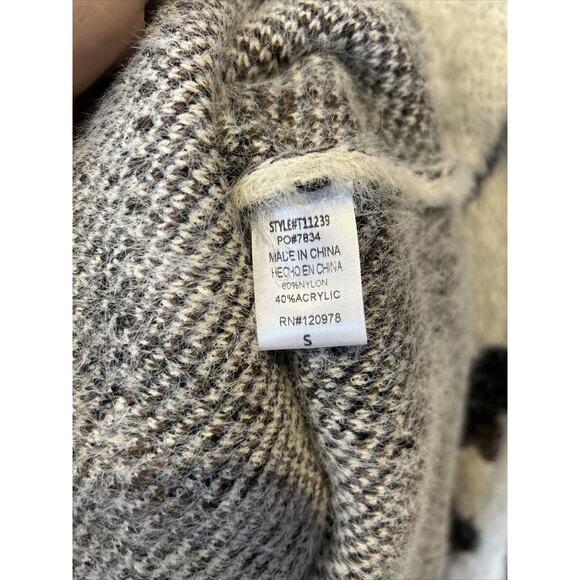 Entro cream animal print soft sweater 1/4 zip women’s size small NEW - Picture 5 of 6